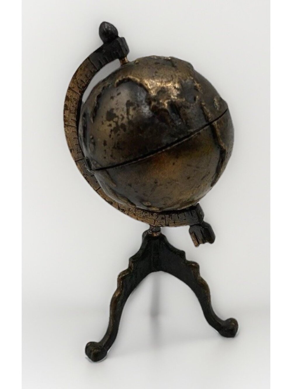 Vintage Durham Industries 1976 Dollhouse World Globe Metal Figurine Miniature